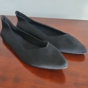 MIA Black Point Toe Flats